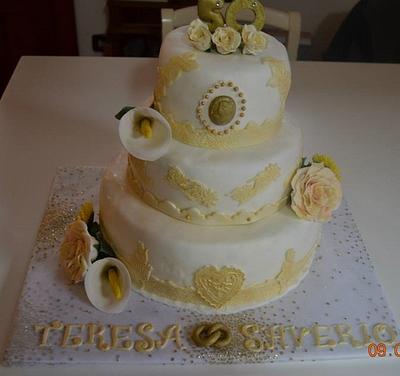 Gold wedding cake - Cake by lupi67