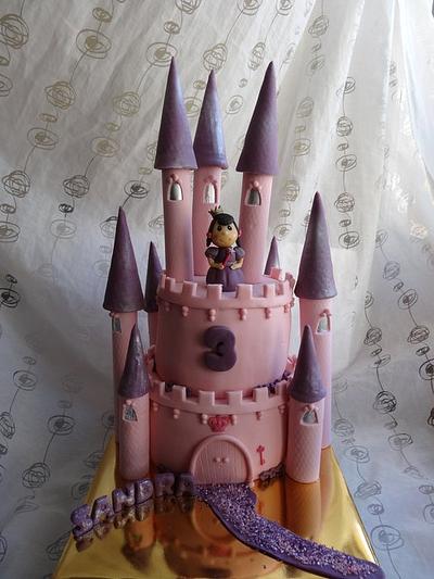 Castle cake - Cake by gergana
