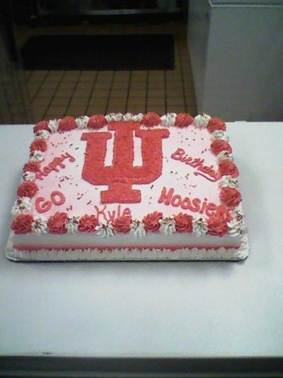 I.U. cake - Cake by Teresa Coppernoll