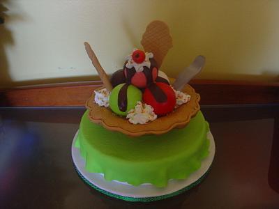 Want some ice cream? - Cake by Sofia Costa (Cakes & Cookies by Sofia Costa)