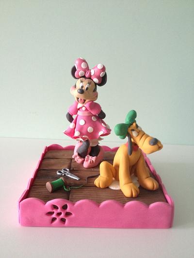 Minnie,&,Pluto - Cake by Laura