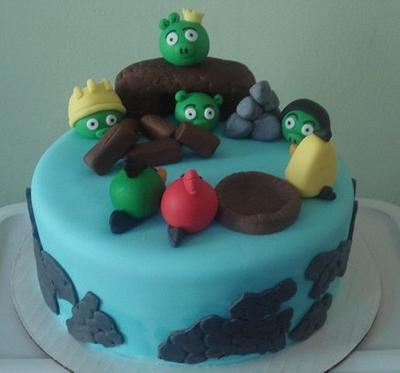 Angry Birds Cake 1  - Cake by Hakima Lamour 