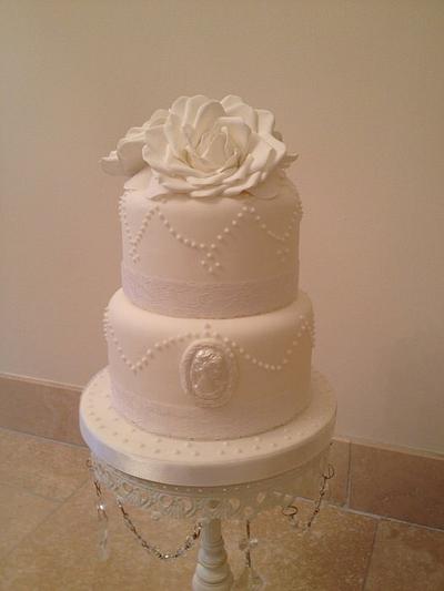 Wedding Cake - Cake by pandorascupcakes