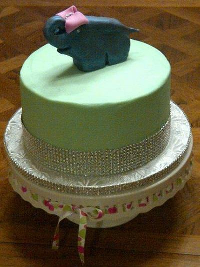 The Cutsie Elephant Cake - Cake by horsecountrycakes