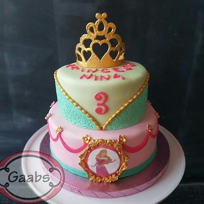 Princess Tiara cake - Cake by Gaabs