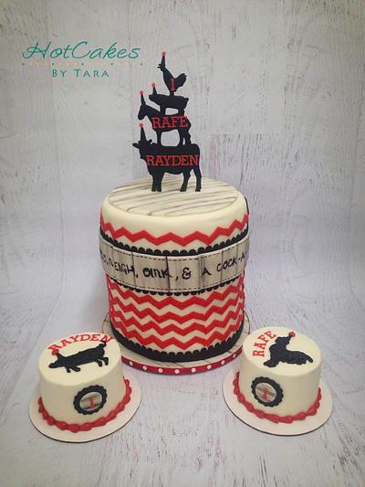 Twin Farm Cake  - Cake by HotCakes by Tara