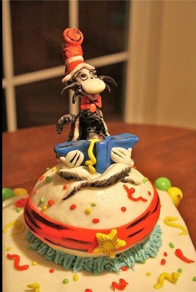 Cat in the Hat Cake for Read  Across America Day at School - Cake by Jennifer's Edible Creations