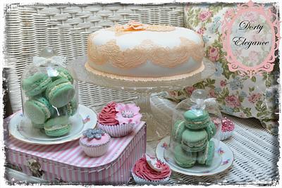 Birthday cake with lace and macarons - Cake by Dorty Elegance