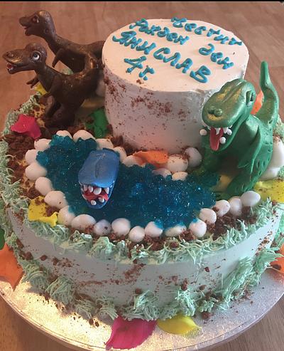 Jurassic World - Cake by Nonahomemadecakes