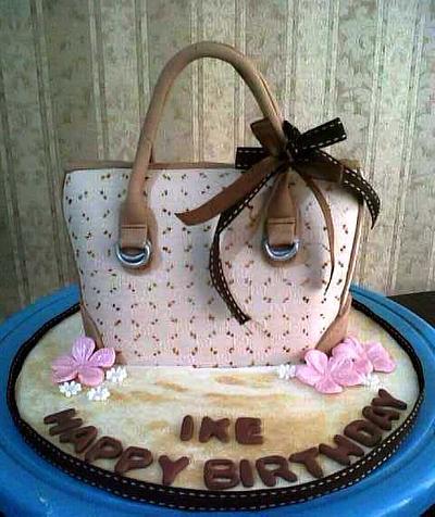 gucci - Cake by Astried