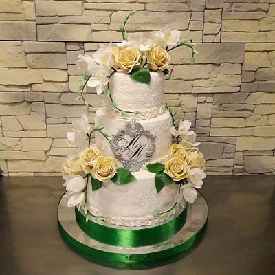 Green wedding cake - Cake by Victoria
