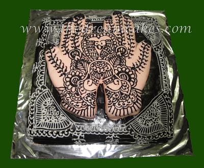 Mehendi\Henna Hands cake - Cake by Ashwini Sarabhai
