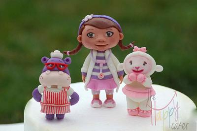 Doc McStuffins and friends - Cake by Shannon Davie