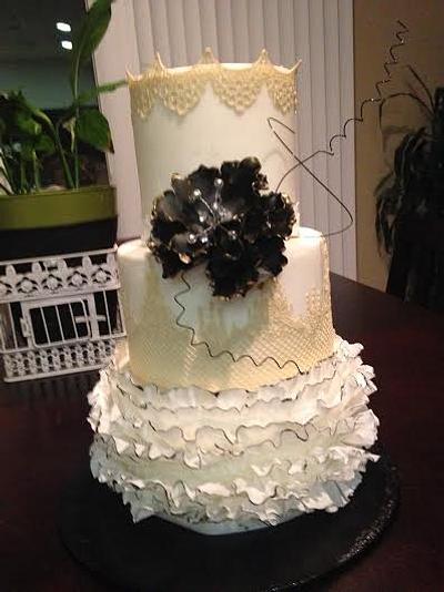 Gothic - Cake by Melanie