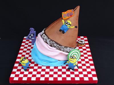 A big big ice cream cake and minions  - Cake by Diana