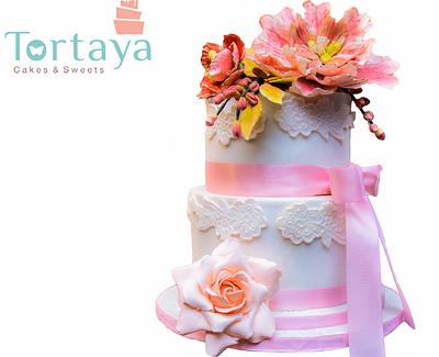 Wedding cake  - Cake by Ghada elsehemy