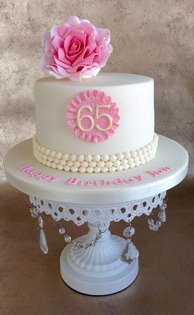 Rose and pearls birthday cake - Cake by Cupcake-Heaven