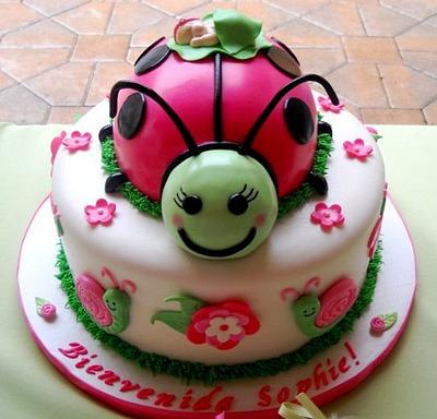 Ladybug Cake! - Cake by YummyTreatsbyYane