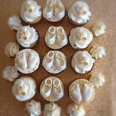 Christening Cupcakes - Cake by prettypetal
