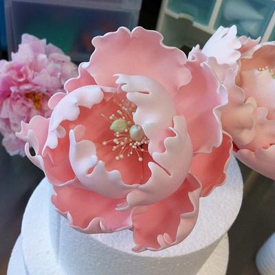 My peony flowers - Cake by Bella's Bakery