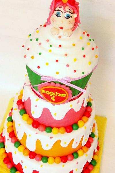 Giant cupcake - cake - Cake by verjaardagstaartenbestellen.nl by Linda