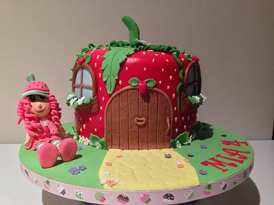 Strawberry Shortcake  - Cake by Rainie's Cakes