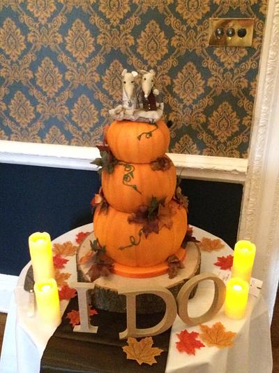 Autumn wedding  - Cake by Rock and Roses cake co. 