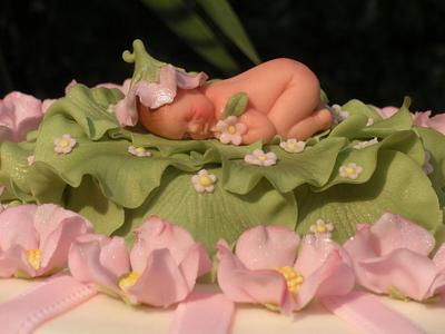 New born baby - Anne Geddes style - Cake by SweetMamaMilano