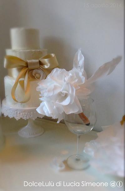 White bouquet  cake - Cake by Lucia Simeone