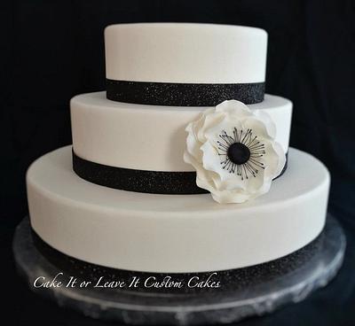 Wedding cake with anemone flower - Cake by cakemomof5