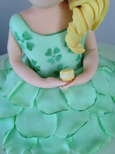 Sweet baby macarons  - Cake by Barbara Herrera Garcia