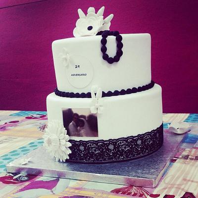 Tarta Aniversario" Blanco y negro" Anniversary cake "Black and White" - Cake by Amesames