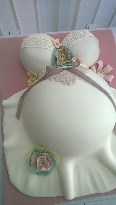 Vintage Baby Bump - Cake by Combe Cakes