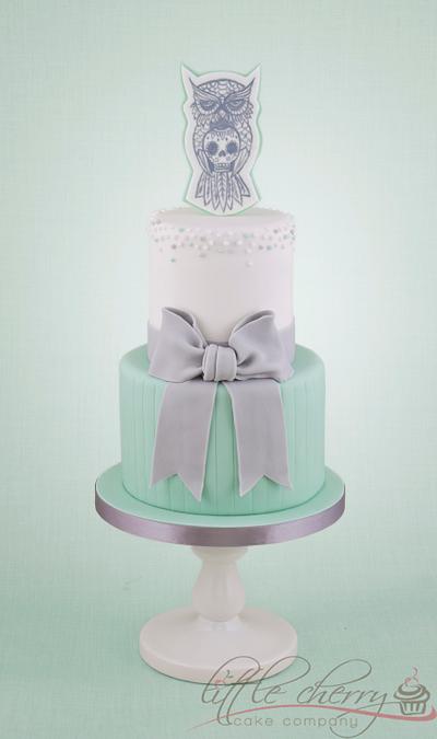 Teal and Grey Owl Cake - Cake by Little Cherry