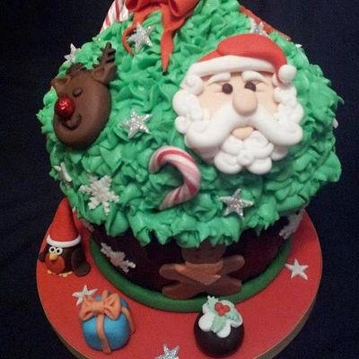 Fun Christmas cakes. - Cake by Sam Belben
