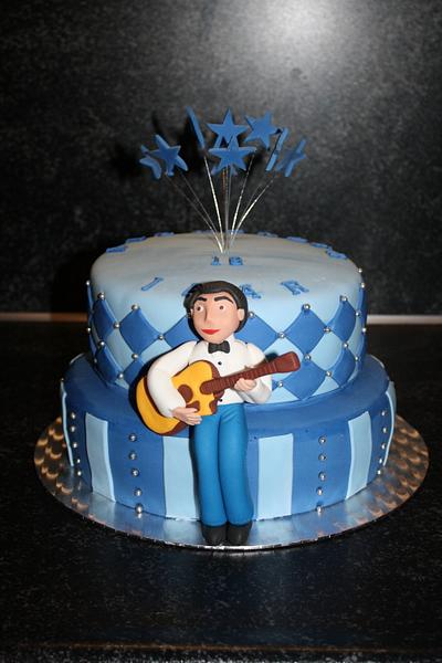 18th birthday cake - Cake by Natalia