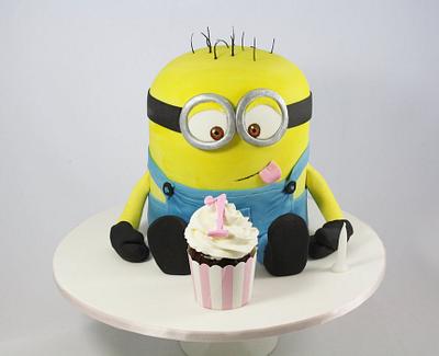 Minion loves Cupcakes - Cake by Louisa