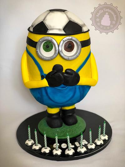 Soccer Minion - Cake by MellisTortenzauber