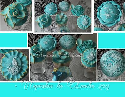 Peacock themed cupcakes ♥ - Cake by Cupcakes la louche wedding & novelty cakes