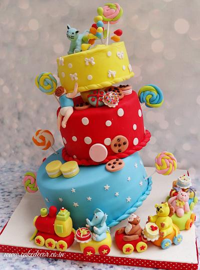 Topsy turvy first birthday - Cake by Prachi Dhabaldeb