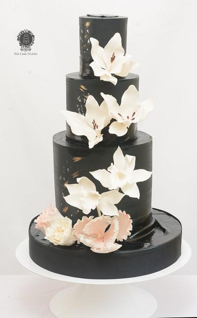 Black and White Wedding Cake - Cake by Sugarpixy