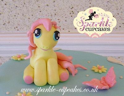 'Fluttershy' - Cake by Sparkle Cupcakes