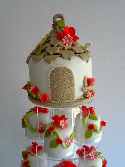Bird house with matching mini cakes  - Cake by Littlecakey