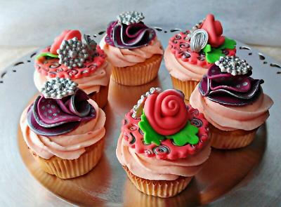 strawberry cupcakes - Cake by Princess of Persia