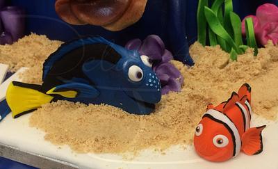 Nemo and Dory - Cake by DelikArte