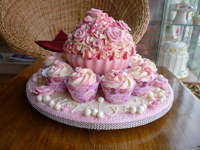 Shabby Chic Giant Cupcake - Cake by Gayle Jones