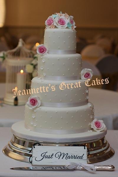 Wedding cake - Cake by JeannettesGreatCakes