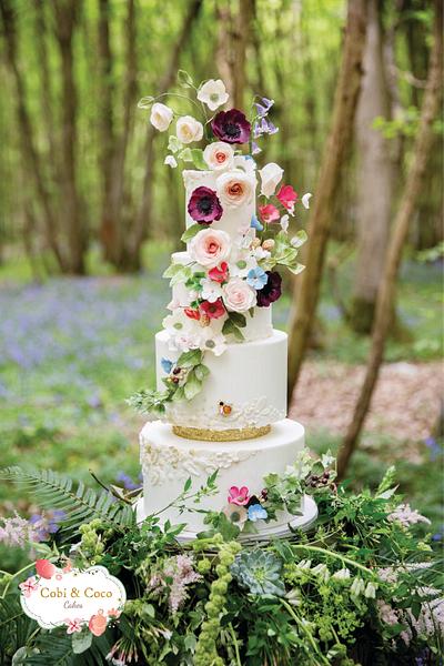 Woodland Wonderland Wedding Cake  - Cake by Cobi & Coco Cakes 