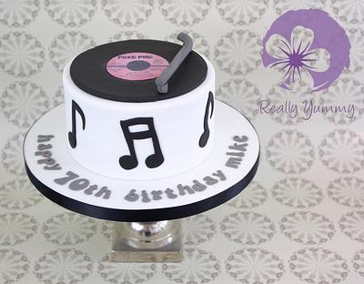 Music cake, with sugar vinyl topper - Cake by Really Yummy