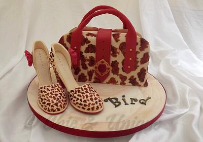 Bag & Shoes.. - Cake by Sharon Young